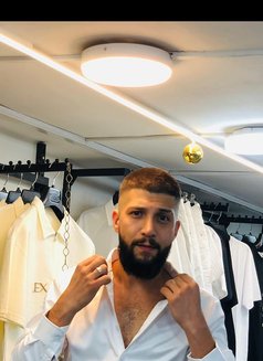 Abo Yazn - Acompañantes masculino in Beirut Photo 7 of 8