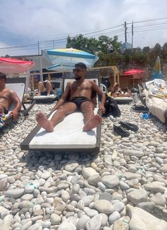 Abo Yazn - Male escort in Beirut Photo 11 of 11