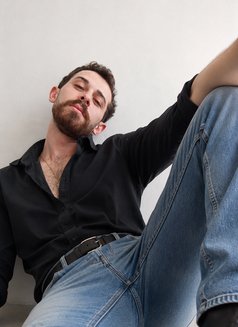 Abod$ - Acompañantes masculino in Beirut Photo 2 of 2