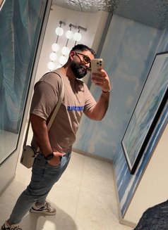 Aboda - Male escort in Dubai Photo 2 of 4