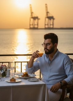 Abood - Male escort in Riyadh Photo 1 of 5