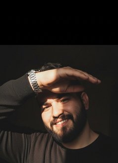 Abood - Male escort in Riyadh Photo 2 of 5