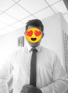 Abraham - Male escort in Colombo Photo 3 of 3