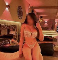 Abril - masseuse in Barcelona