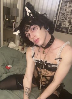 Abyss - Male escort in İstanbul Photo 1 of 5