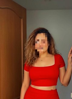 Achini New Active Girl - escort in Colombo Photo 3 of 10