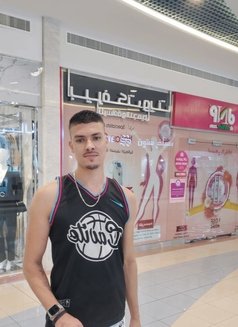 Achraf Top Abudhabi - Male escort in Abu Dhabi Photo 2 of 3