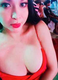 Active and Functional With Big Tits - Acompañantes transexual in Cebu City Photo 1 of 10