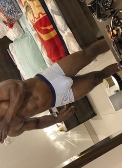Active Black Tool - Male escort in Muscat Photo 8 of 12