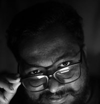 Actor Pratik - Acompañantes masculino in Mumbai