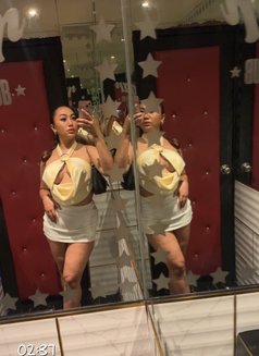 Acy - masseuse in Bangkok Photo 1 of 4