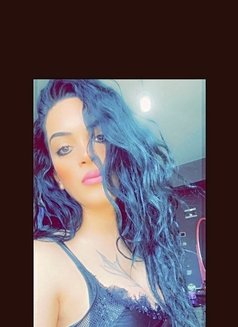Ada Naz - Transsexual escort in İstanbul Photo 1 of 10