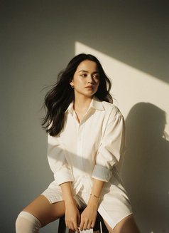 Ada - puta in Singapore Photo 27 of 28