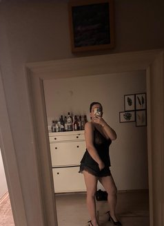 Ada - escort in İstanbul Photo 3 of 3