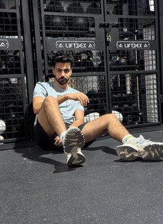 Adam - Acompañantes masculino in Abu Dhabi Photo 6 of 8