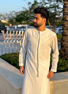 Adam - Acompañantes masculino in Abu Dhabi Photo 7 of 8