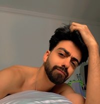 Adam - Male escort in Abu Dhabi