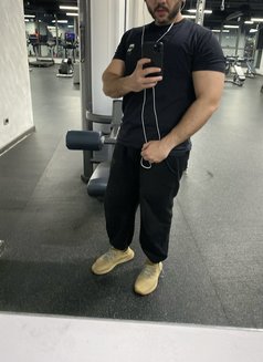 Adam - Male escort in Cairo Photo 3 of 3