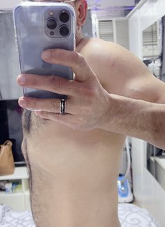 Adam - Male escort in Doha Photo 2 of 3
