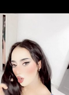 Adam - Acompañantes transexual in Jeddah Photo 4 of 5