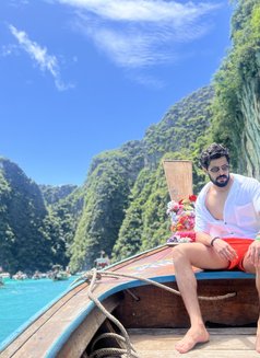 Adam for Couples, Ladies, M - Male escort in Bangalore Photo 15 of 15