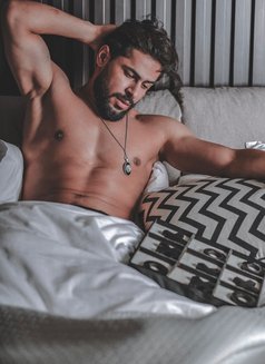 Adam For Couples & Ladies & M - Male escort in Dubai Photo 6 of 10