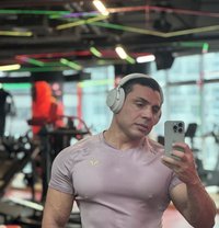 Adam - masseur in Dubai