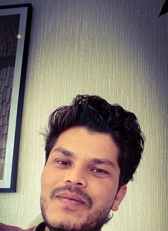 Adam - Male escort in Dubai Photo 1 of 10