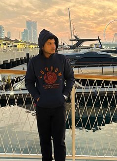 Adam - Acompañantes masculino in Dubai Photo 11 of 12