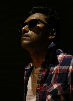 Adam - Male adult performer in Dubai Photo 1 of 1