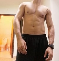 Adam - Male escort in Amman