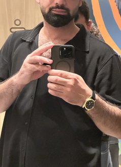 Adam - Male escort in Abu Dhabi Photo 2 of 4