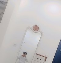 Adam - Male escort in Baghdad