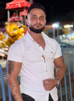 Adam - Male escort in Beirut Photo 9 of 9