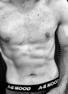 Adam - Male escort in Beirut Photo 4 of 4