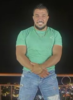 Adam - Male escort in Beirut Photo 5 of 8