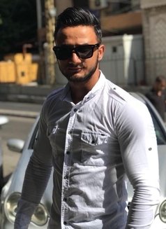 Adam - Male escort in Beirut Photo 7 of 10