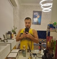 Adam - masseur in Dubai