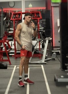 Adam - Male escort in Dubai Photo 1 of 1