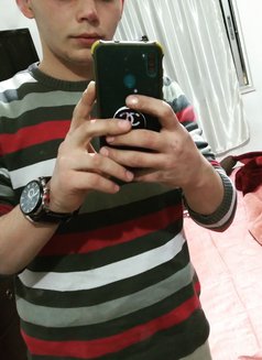 Adam Sef - Acompañantes masculino in Amman Photo 1 of 1