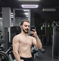 Adam - Male companion in Dubai