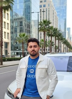 Adam X - Acompañantes masculino in Dubai Photo 1 of 1