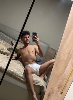 Adam23 - Male escort in Cairo Photo 28 of 29