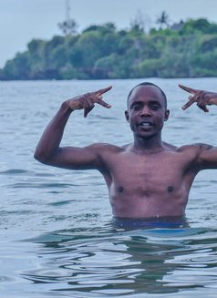 Adams - Acompañantes masculino in Nairobi Photo 2 of 2