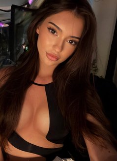 Adara - escort in Taipei Photo 7 of 10