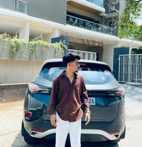 Adarsh - Male escort in Bangalore