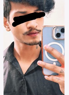 Adarsh Mishra - Acompañantes masculino in Lucknow Photo 1 of 1