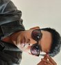 Addi - Acompañantes masculino in Pune Photo 1 of 2