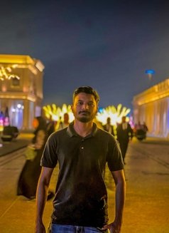 Addi - Male escort in Doha Photo 2 of 3