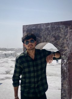 Addy - Acompañantes masculino in Jaipur Photo 2 of 3